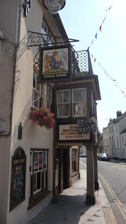 Kings Arms Hotel Пенрин Экстерьер фото